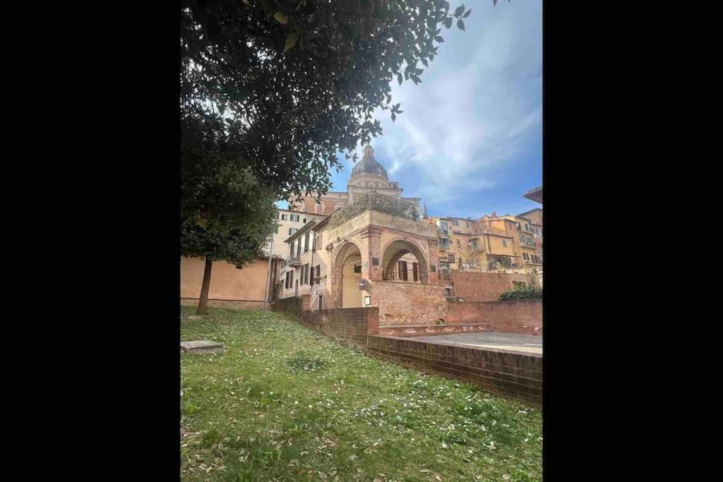 Nel Cuore Della Citta Siena Zewnętrze zdjęcie